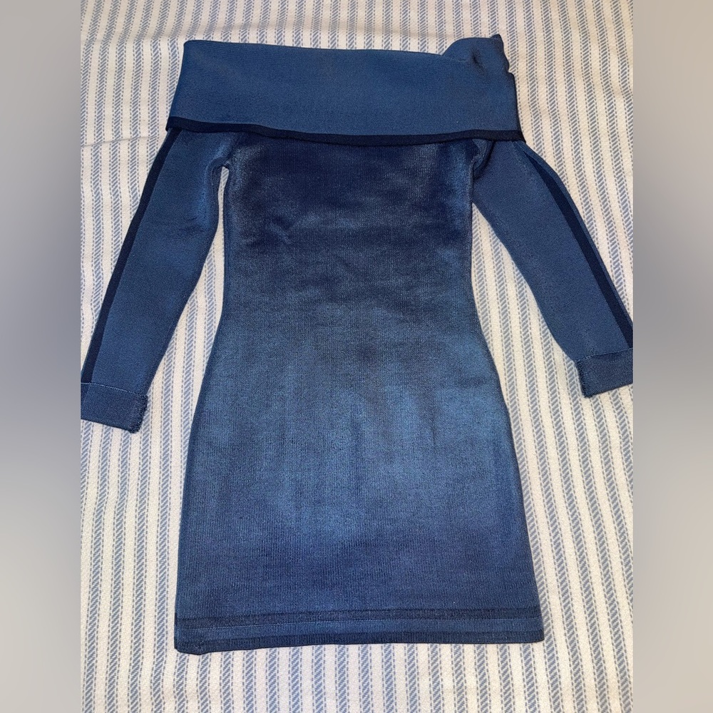 Long sleeve dress